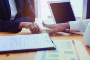 Préstamo rápido sin verificación de crédito estricta para latinos
