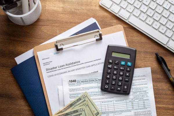 Préstamos seguros para inmigrantes en Los Ángeles 