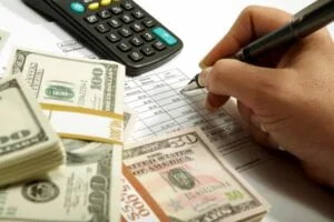 Emergencia financiera: préstamo rápido y fácil para hispanos en EE.UU.